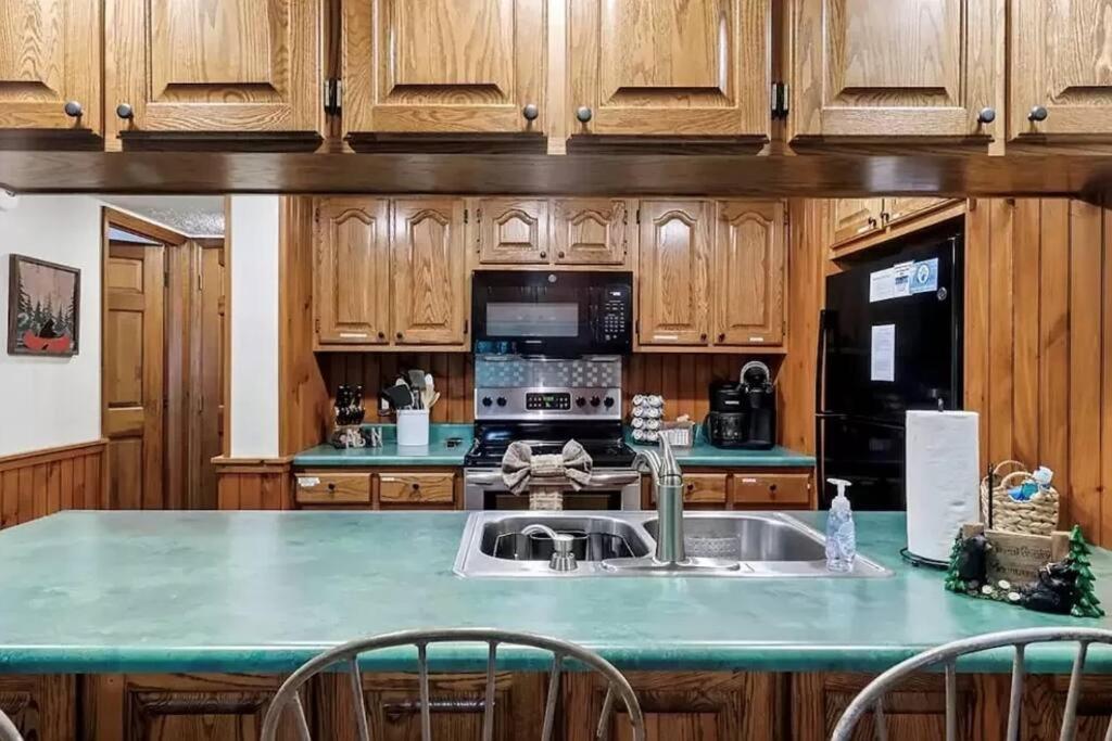 Beary Peaceful Smokies Retreat: Hot-Tub & Pools Villa Pigeon Forge Buitenkant foto