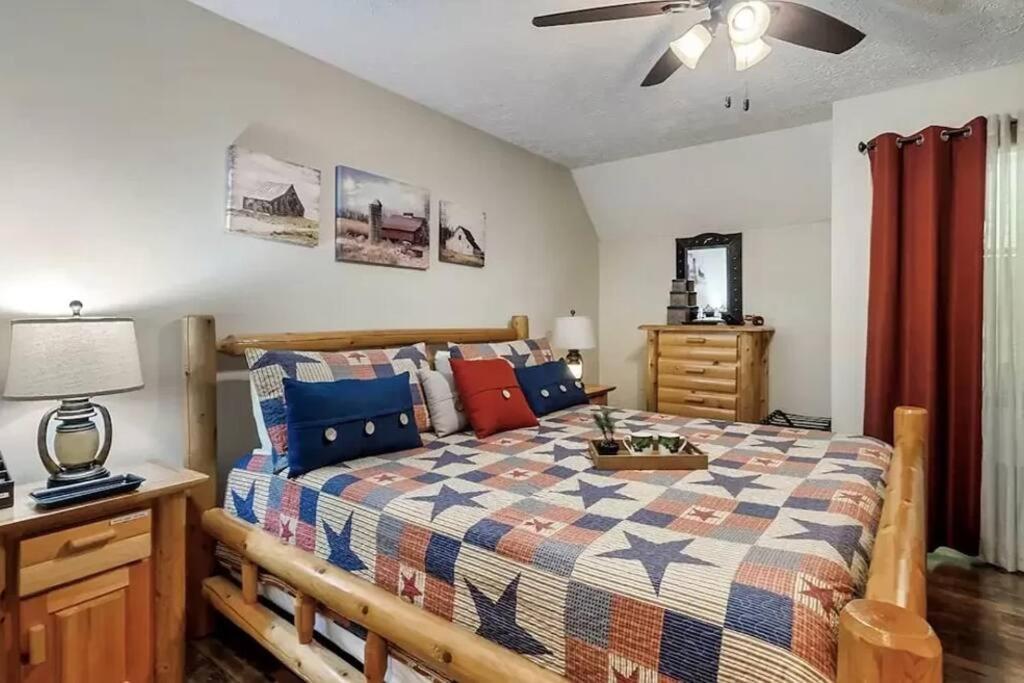 Beary Peaceful Smokies Retreat: Hot-Tub & Pools Villa Pigeon Forge Buitenkant foto